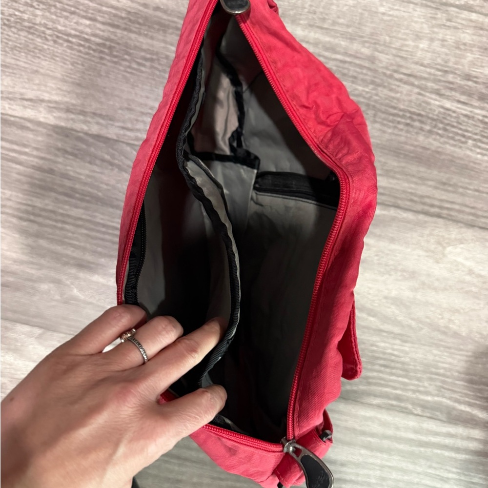 Raspberry Pink Nylon Ameribag Healthy Back Sling Bag Backpack - Picture 4 of 6